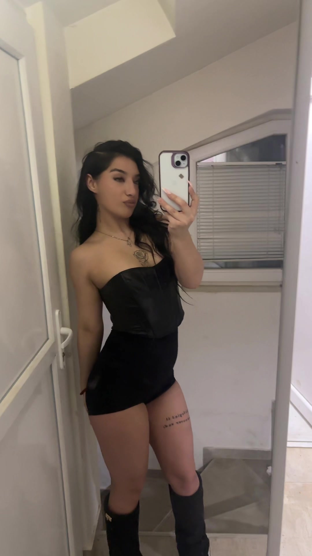 @🦋
