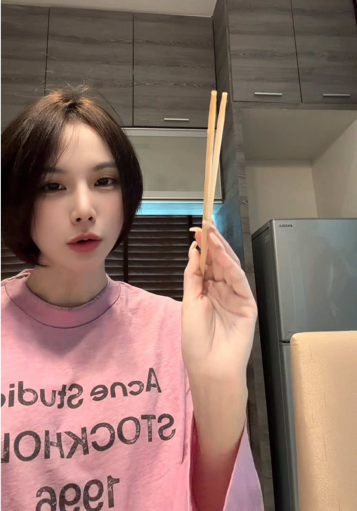 @คุณอีฟที่ผมสั้นสั้น
