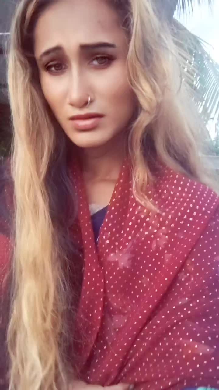 @සන්ජනා සේනානායක