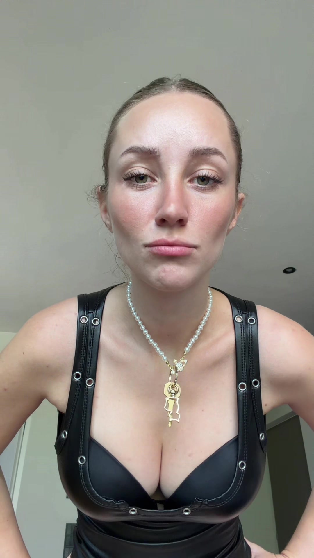 @bellaraeraex