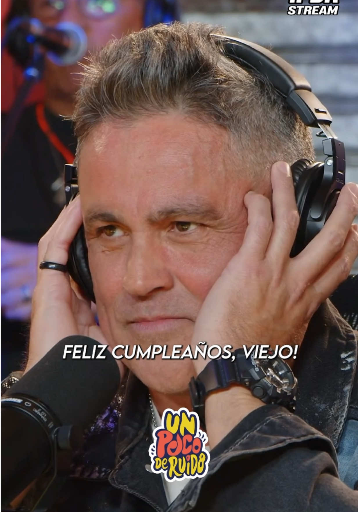 @UN POCO DE RUIDO ⚡️