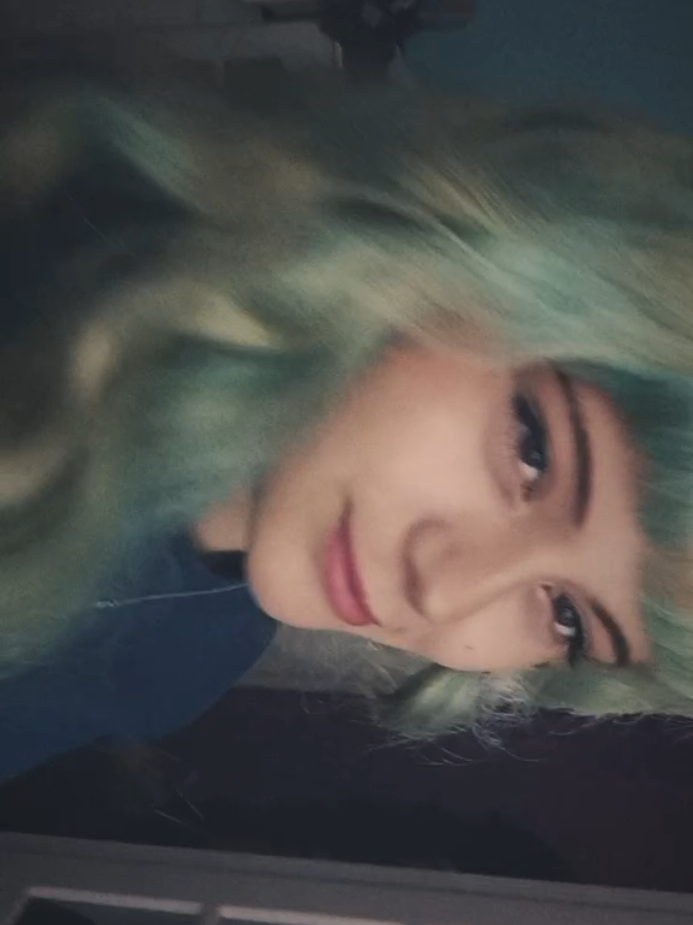 @💋