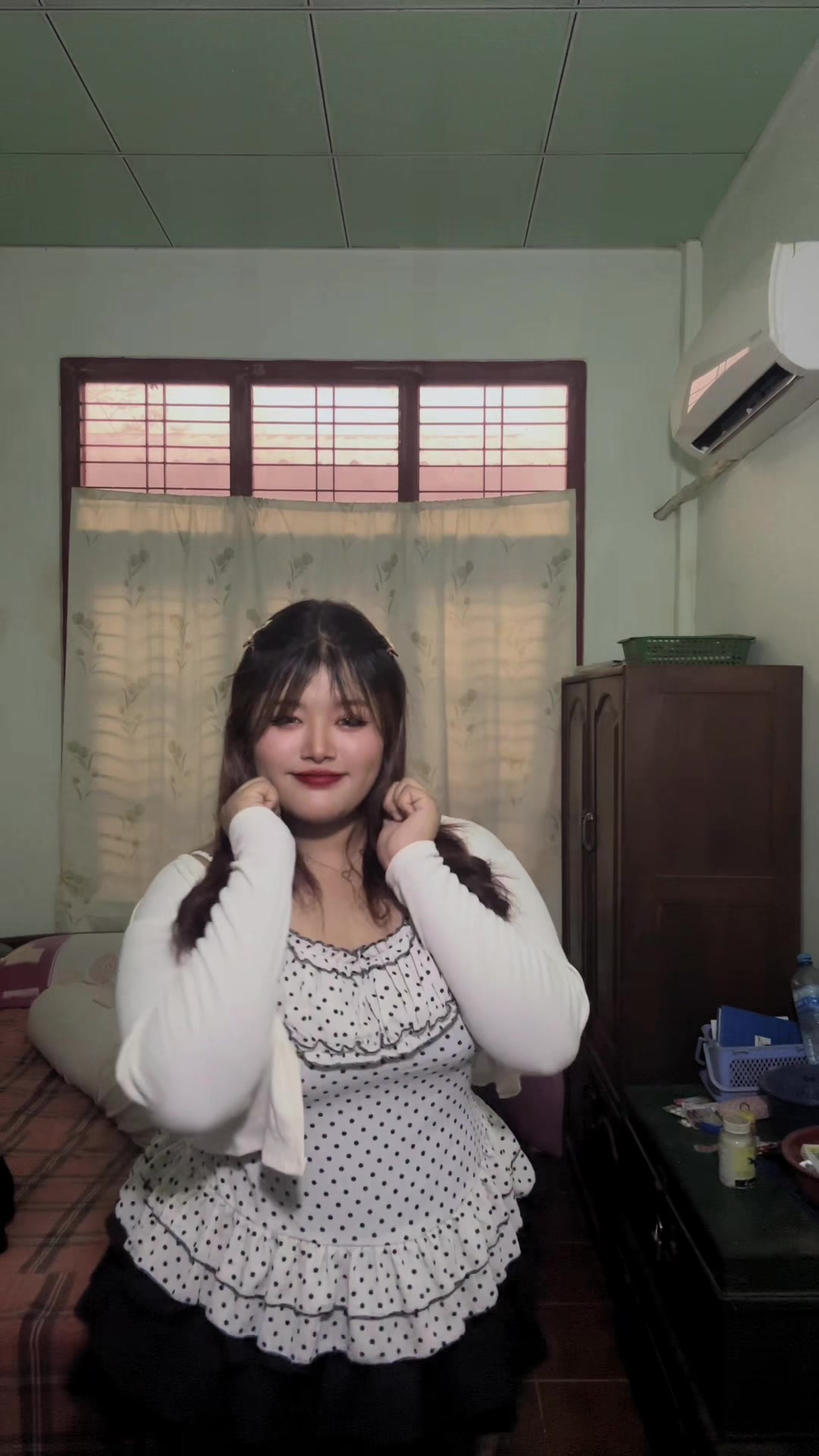 @yoon.wadi.kyaw(official Acc)