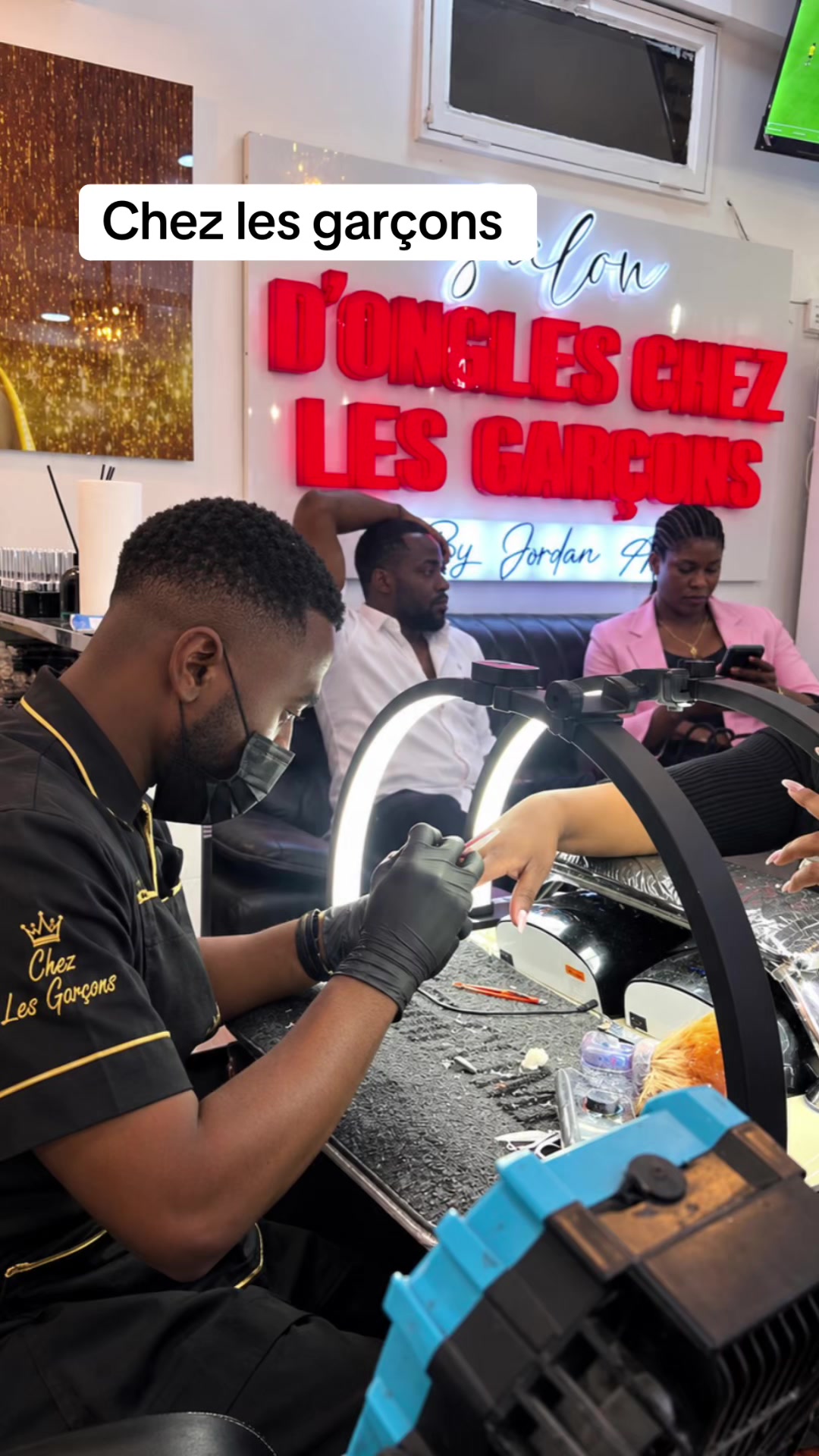 @Salon D’ongle Chez Les Garçons