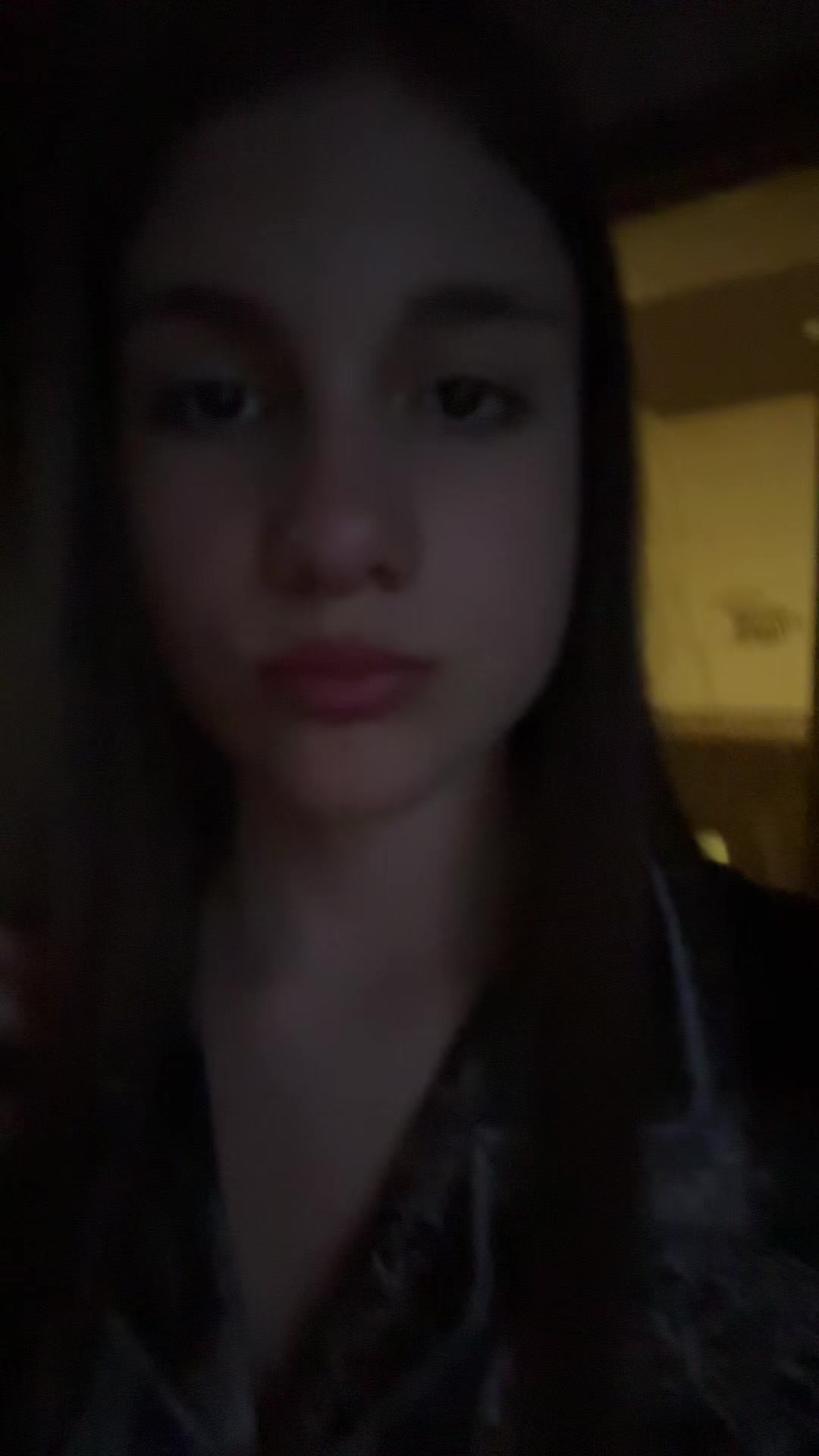 @Леонора😼😻