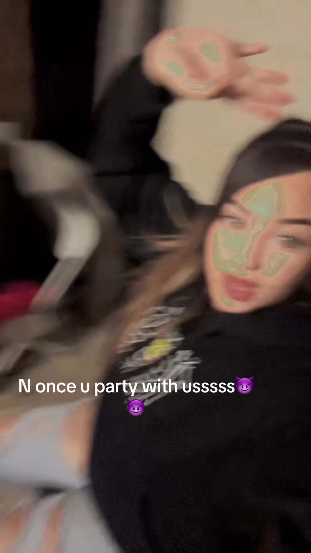 @UÑKÑOWÑ😈