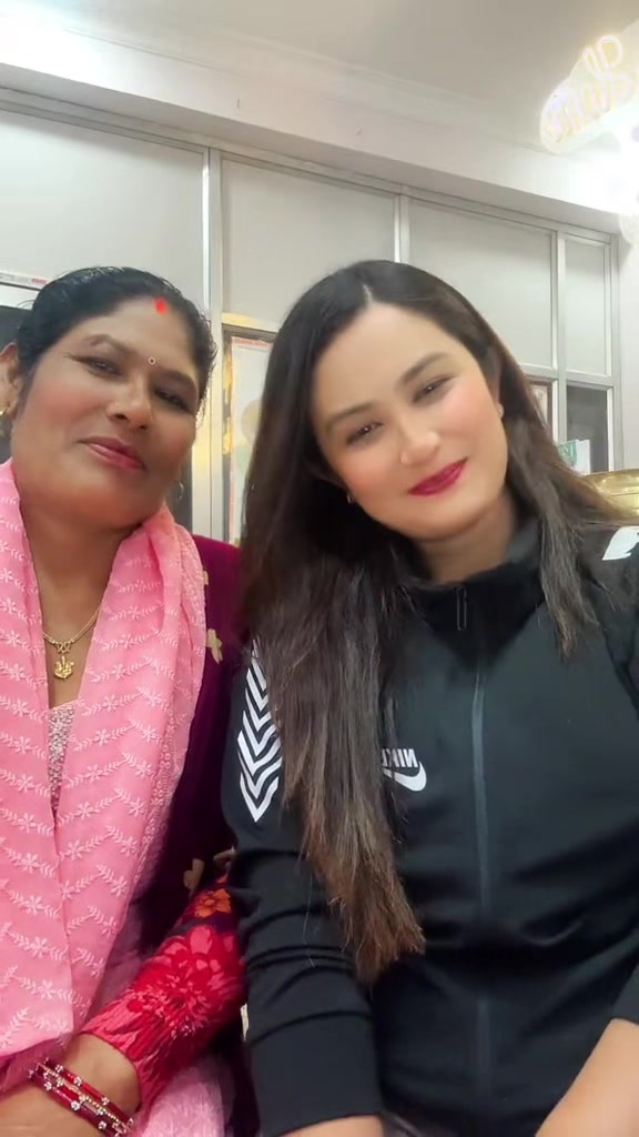 @pooja chokhal
