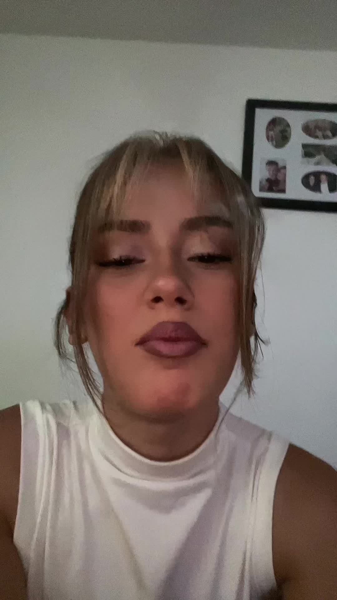@deusheee