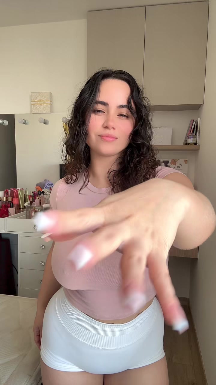 @Alejandra Criscuolo 🍒