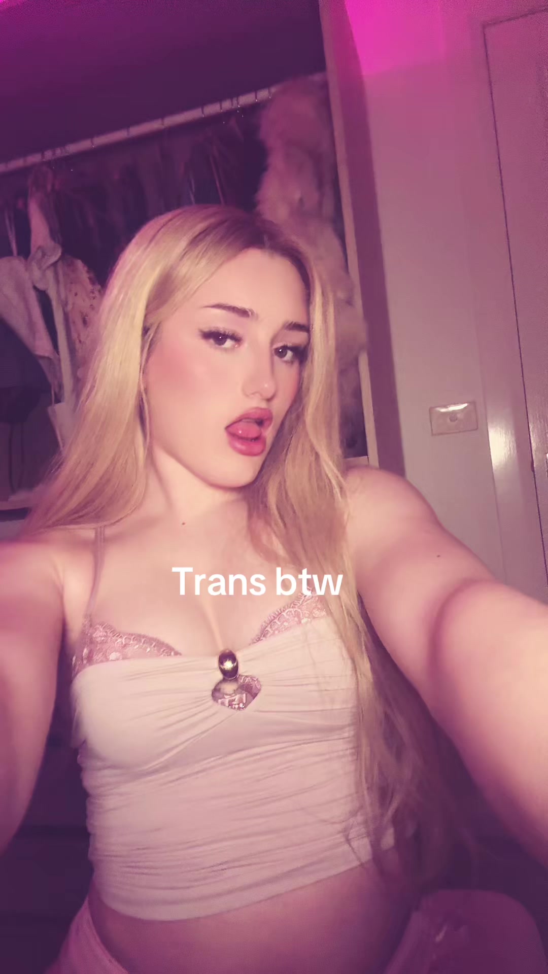 @Venus moorez
