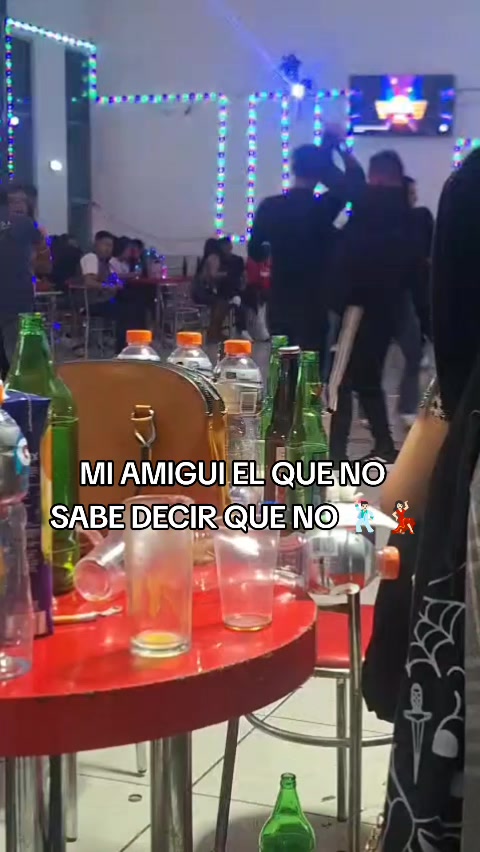 @DANIAA