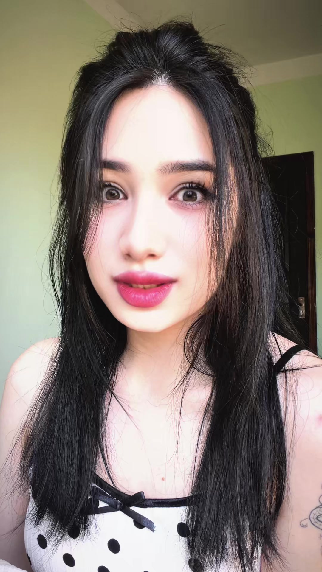 @malakrajabova