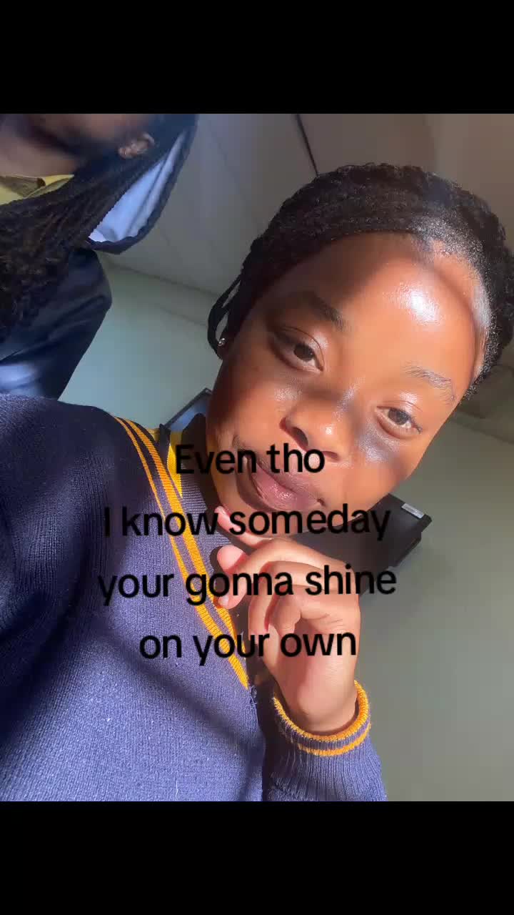 @Lesego🦩️