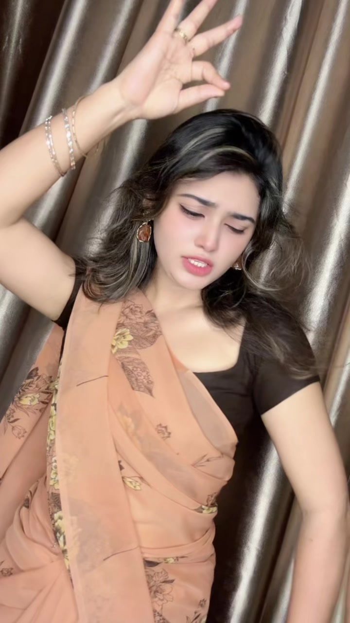 @🦋мєнυ(মেহু)🌹