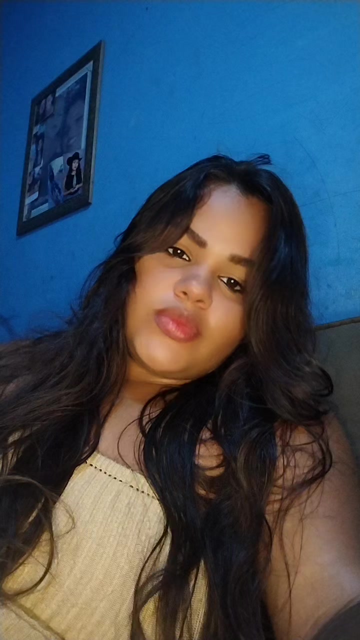 @Adriele oficial🌹🧿