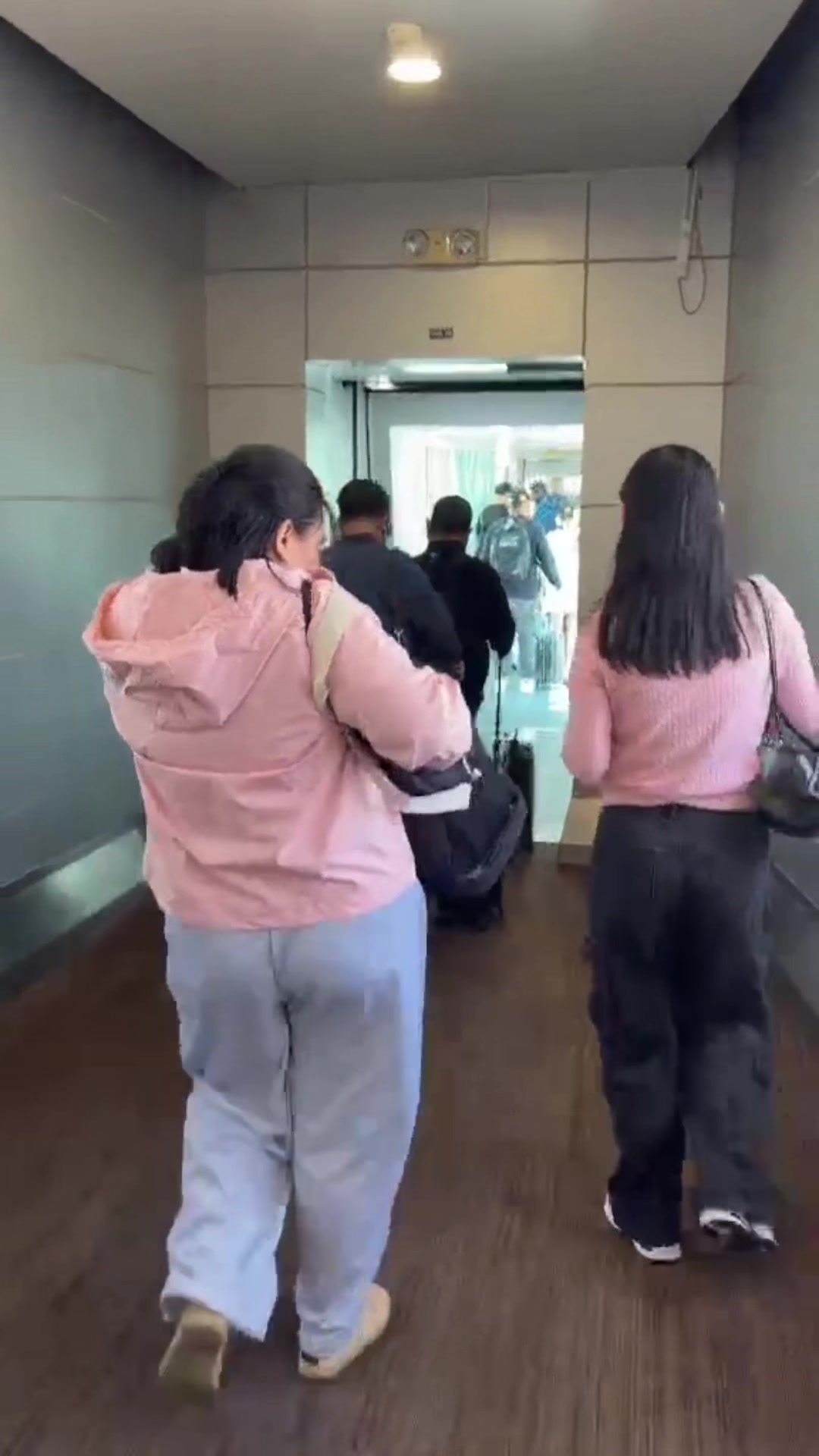 @D
