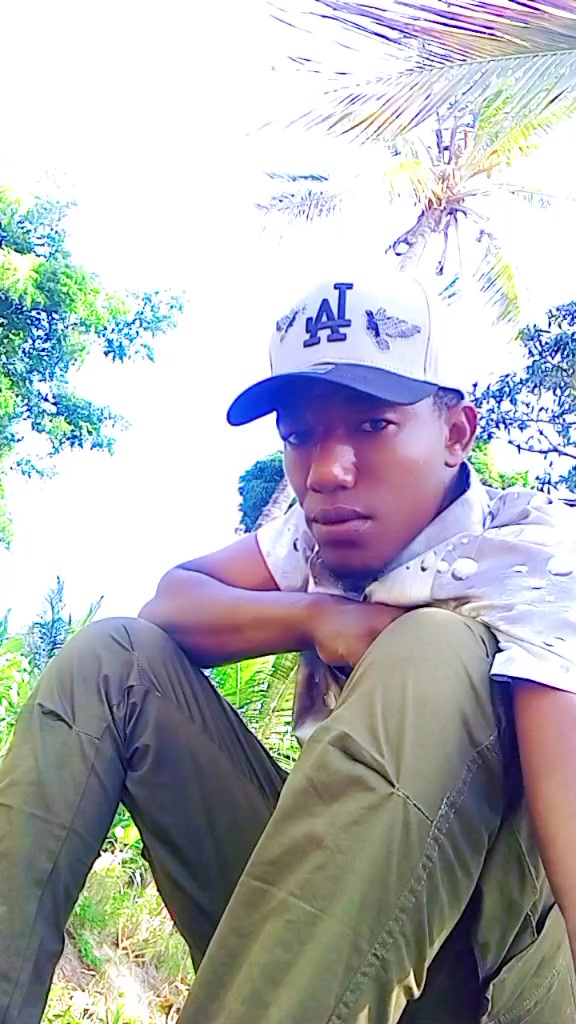 @Tozzy Jeuri56
