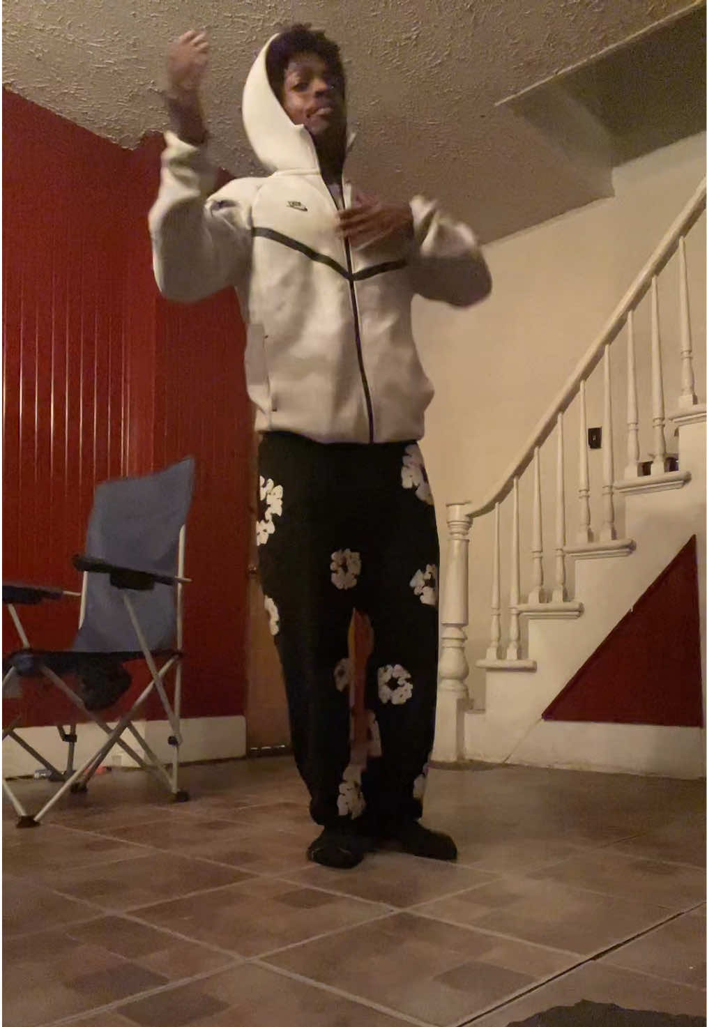 @Mrgetshitlitt83