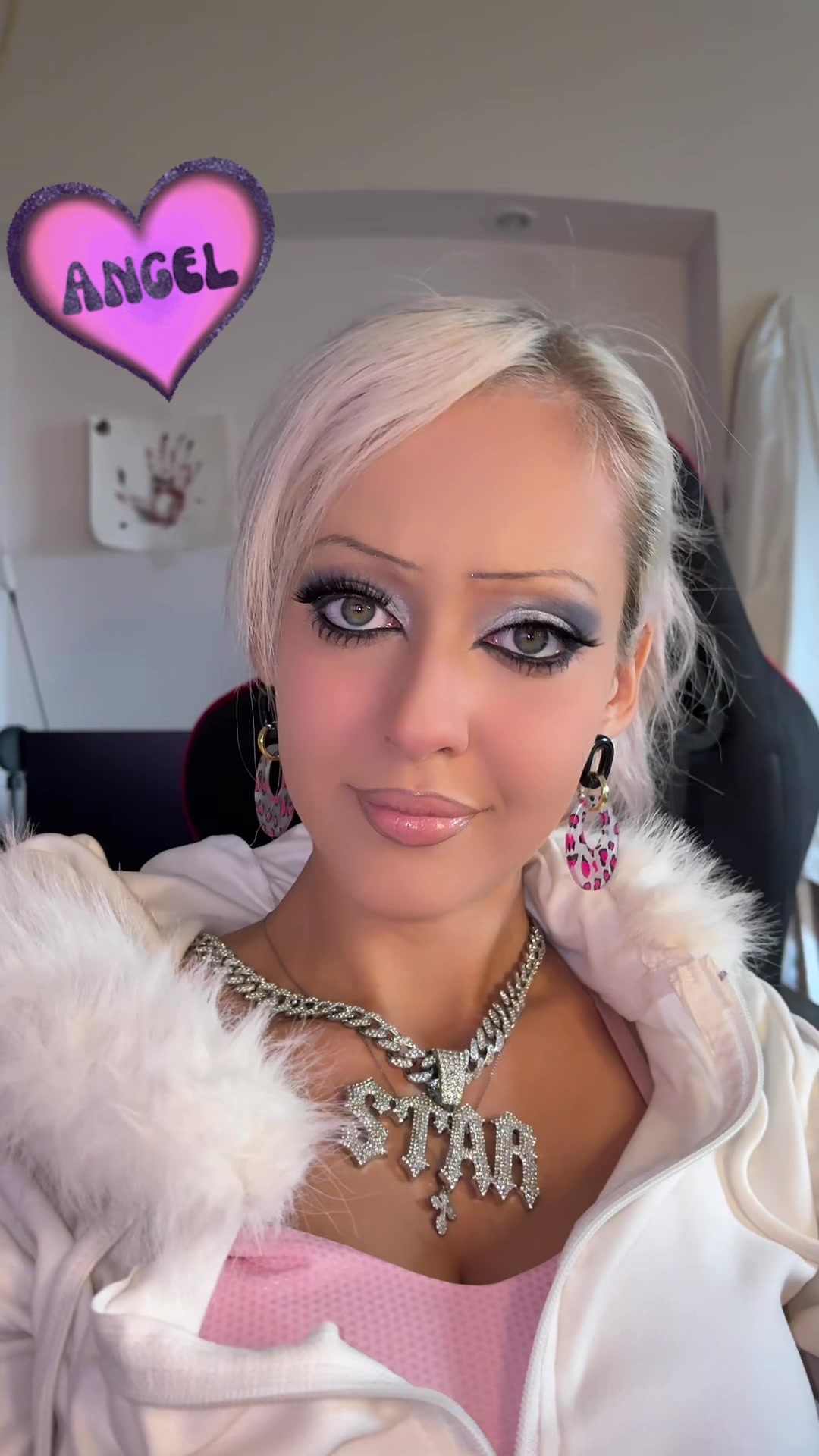 @Бесстыжая Матрица