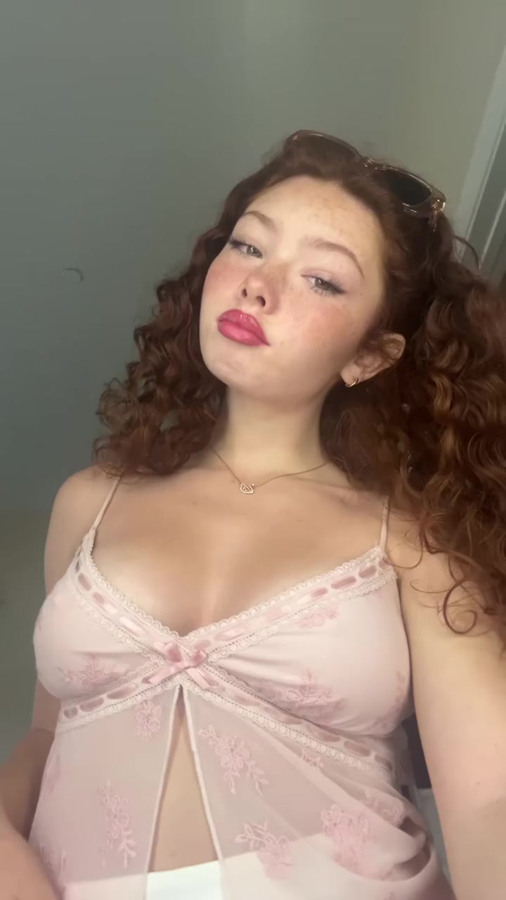 @LIVIA PAIGE