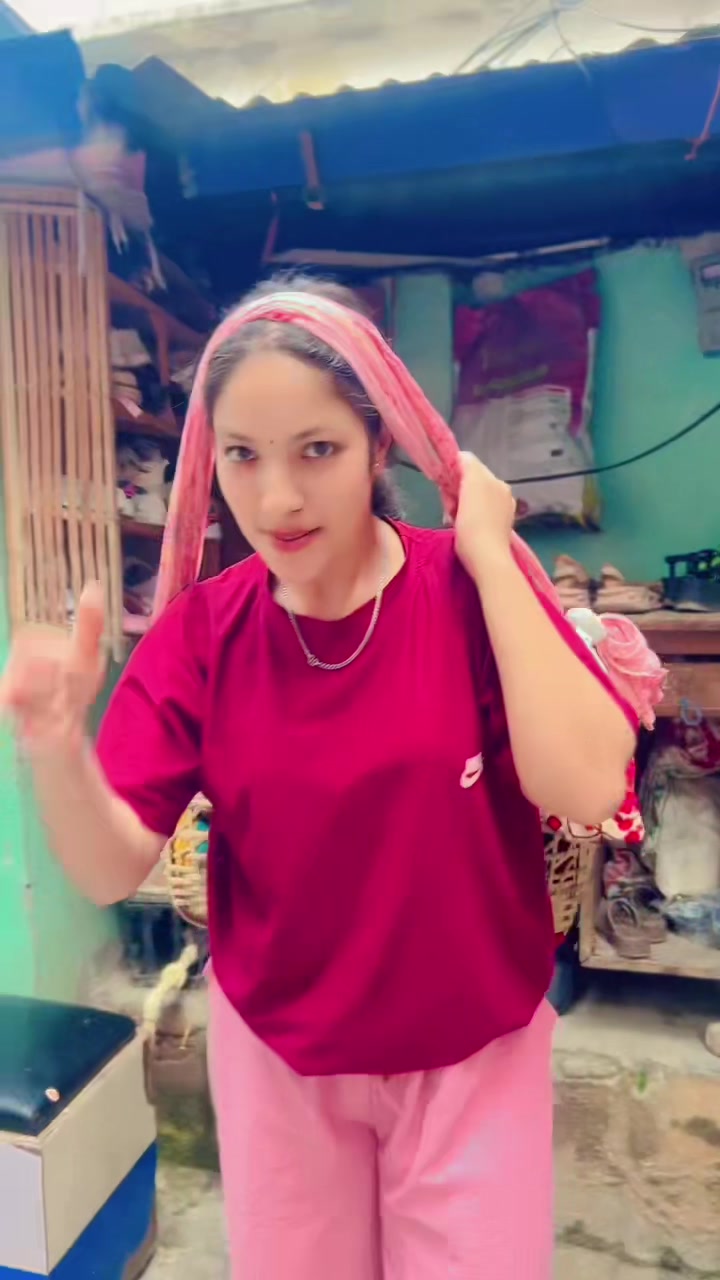 @🅱️ina Khadka✨💫❤️