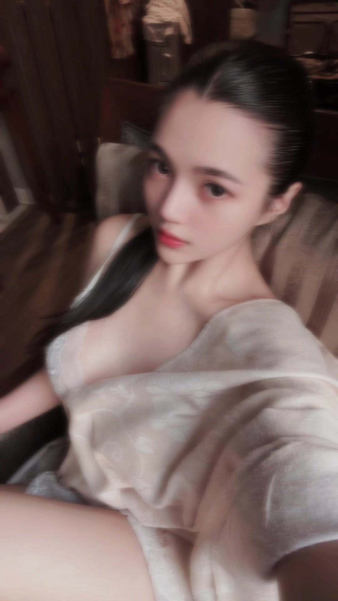 @monicalatte_