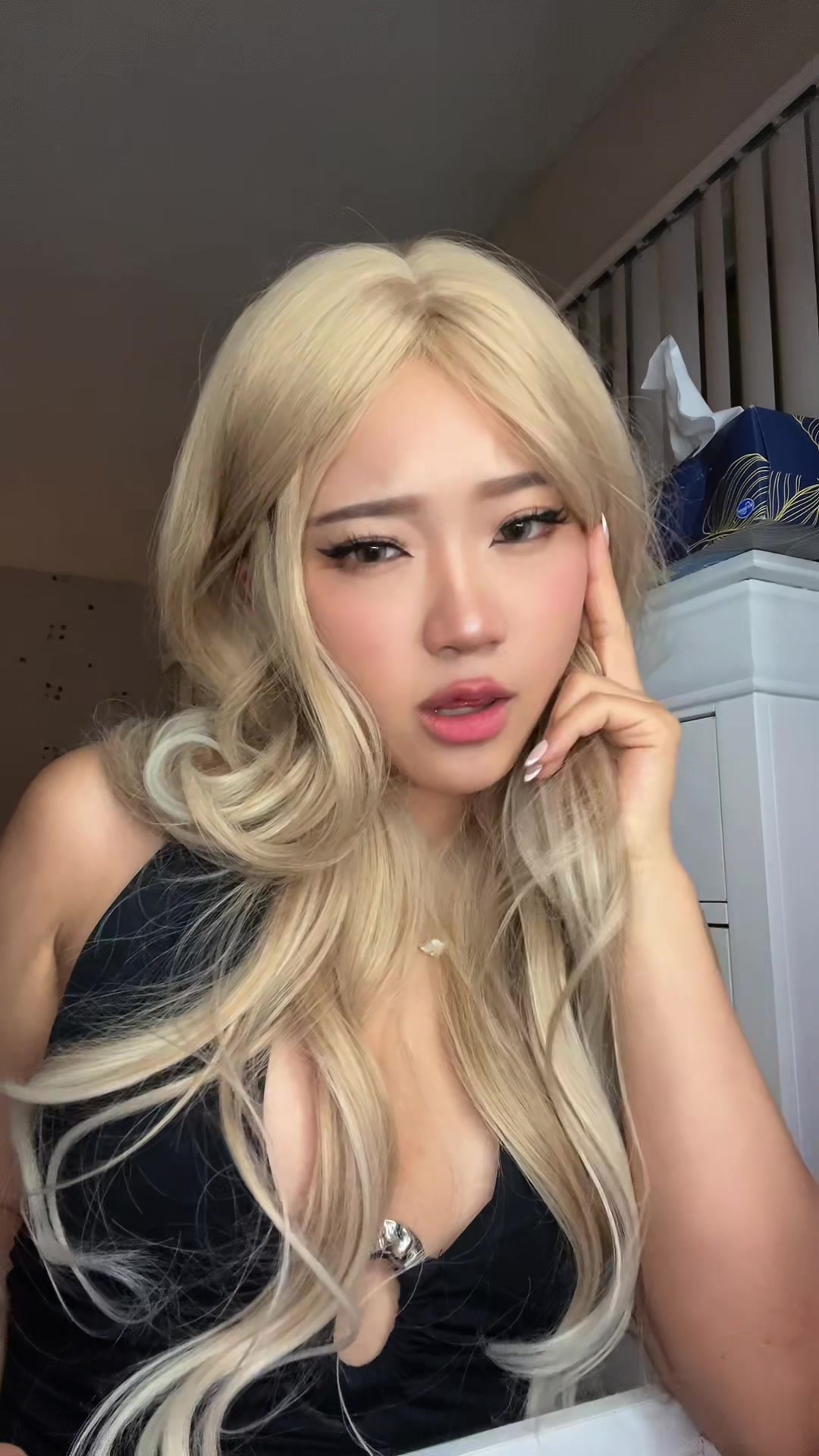 @vee