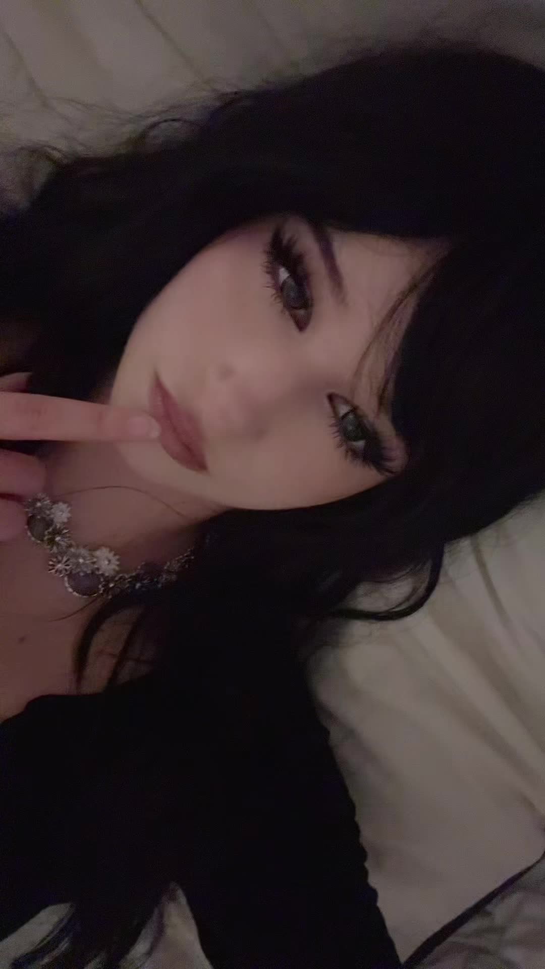 @Q