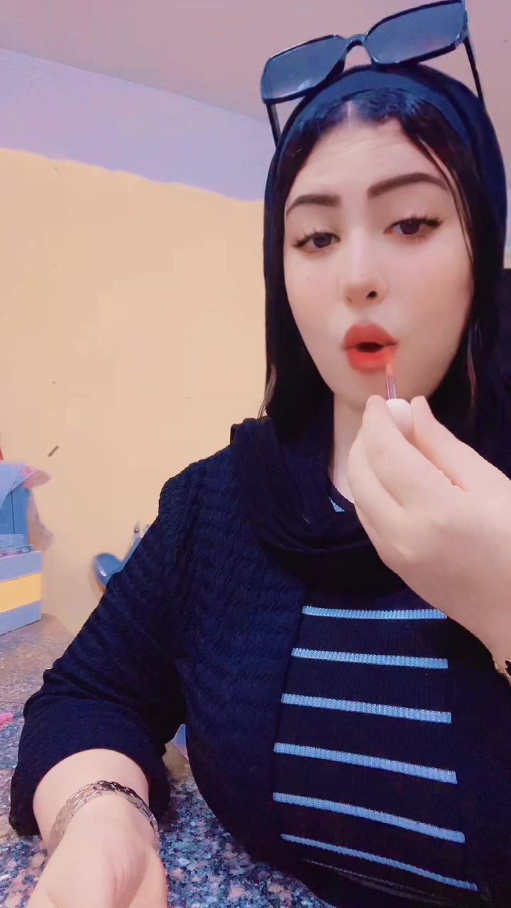 @آلبااااش ممرضهـ☺️🦋💋