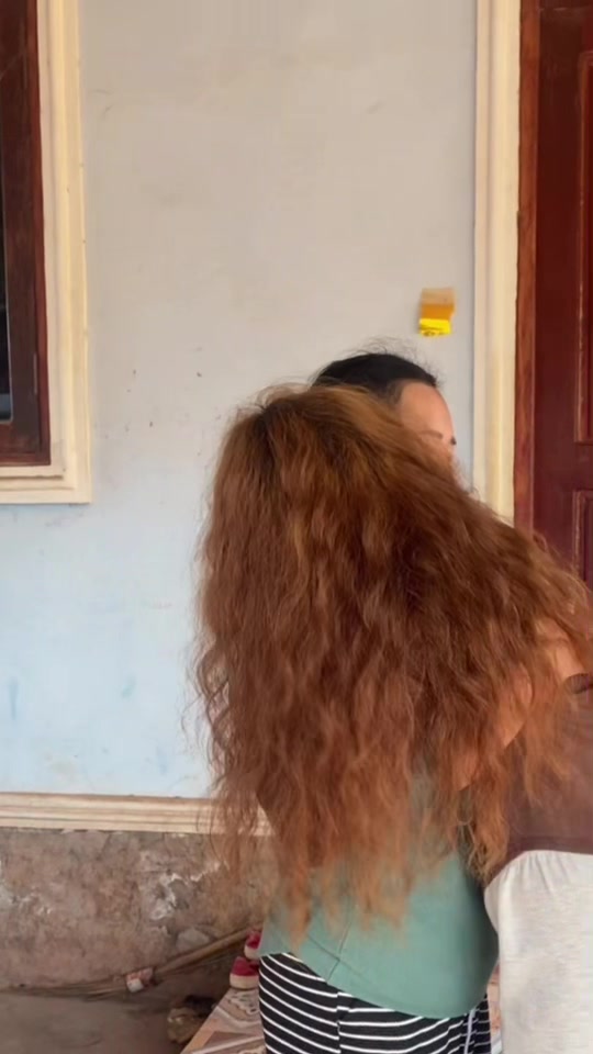 @Zigniab Thoj(ໝອກ)
