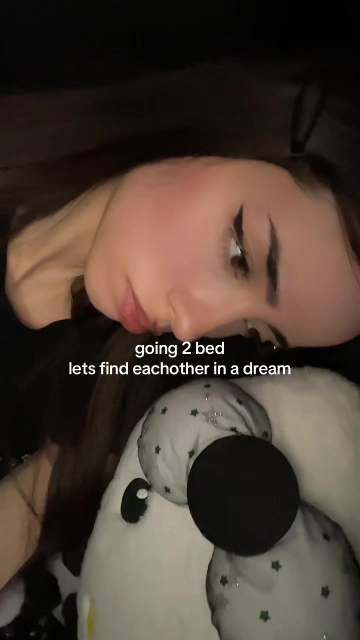 @𝔪𝔞𝔯𝔱𝔥𝔞 𝔤𝔯𝔞𝔠𝔢 ♱