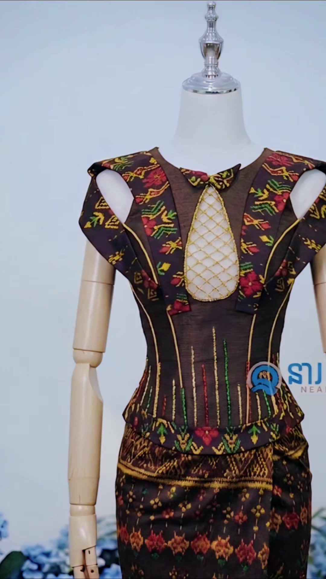@Nearsa Fashion Design