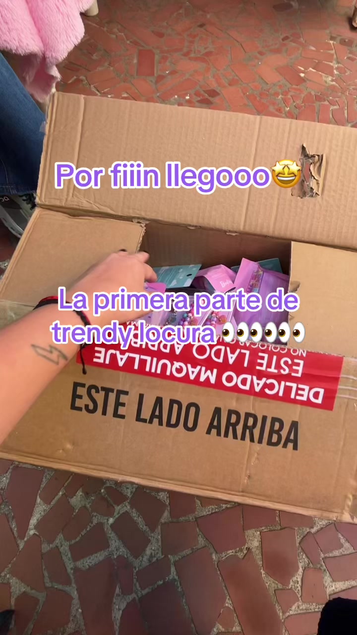 @Éclat Cosmetics
