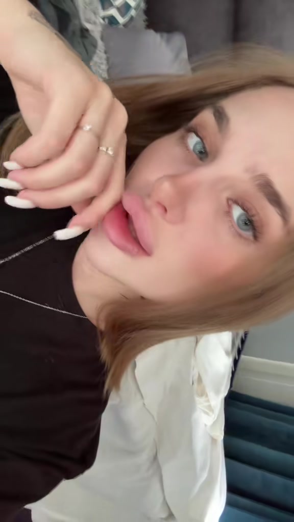 @lanaaaaaxx