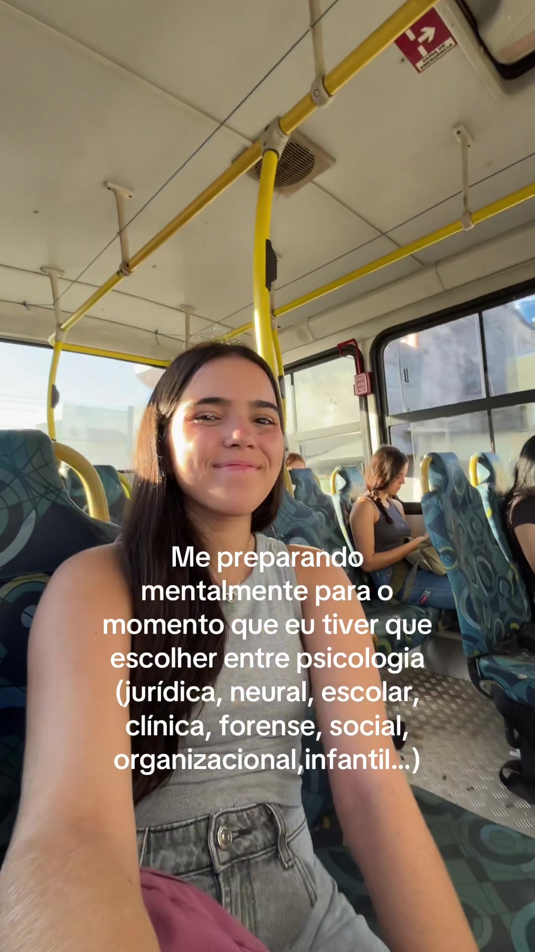 @LittleAna | Estudante de Psico