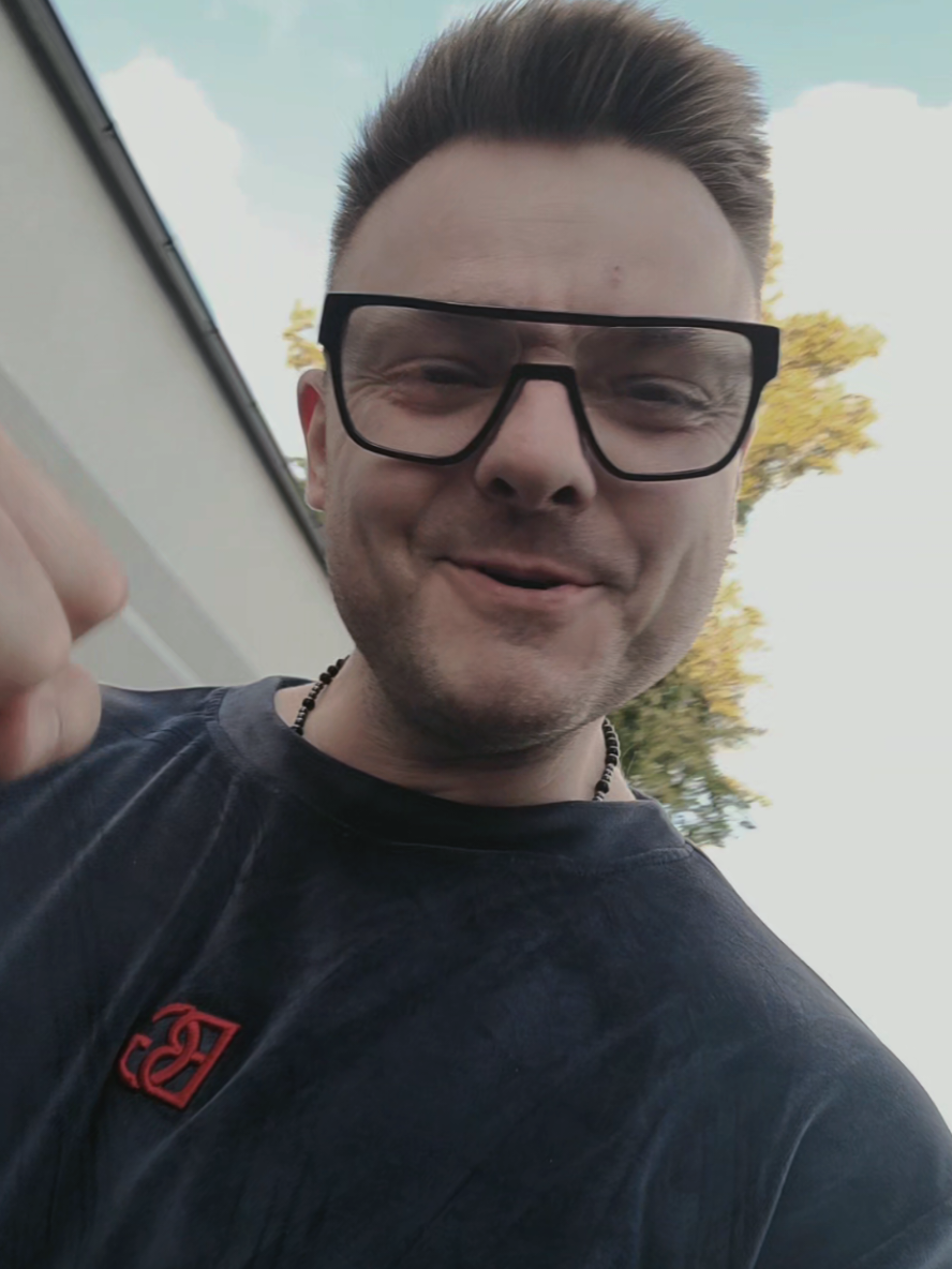 @Michał Wojtkowski (Golden Eye)