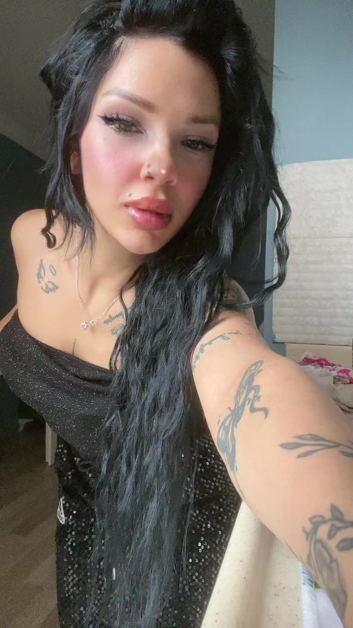 @Eceazra