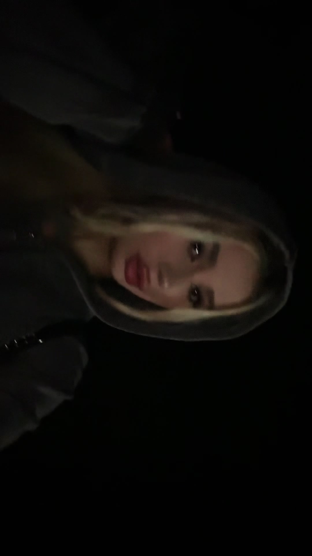 @0yana00