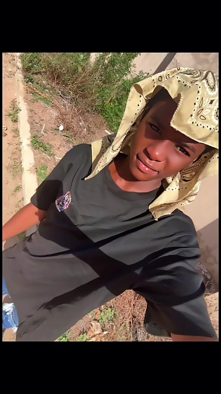 @ᔕᒪIᗰE ᒍOᑎᗩᕼ🙂↔️🦇🏏