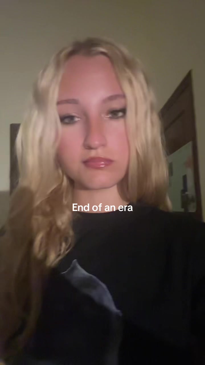 @😟
