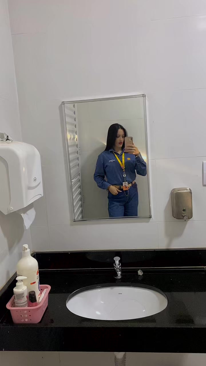 @Rosangelamenezes18