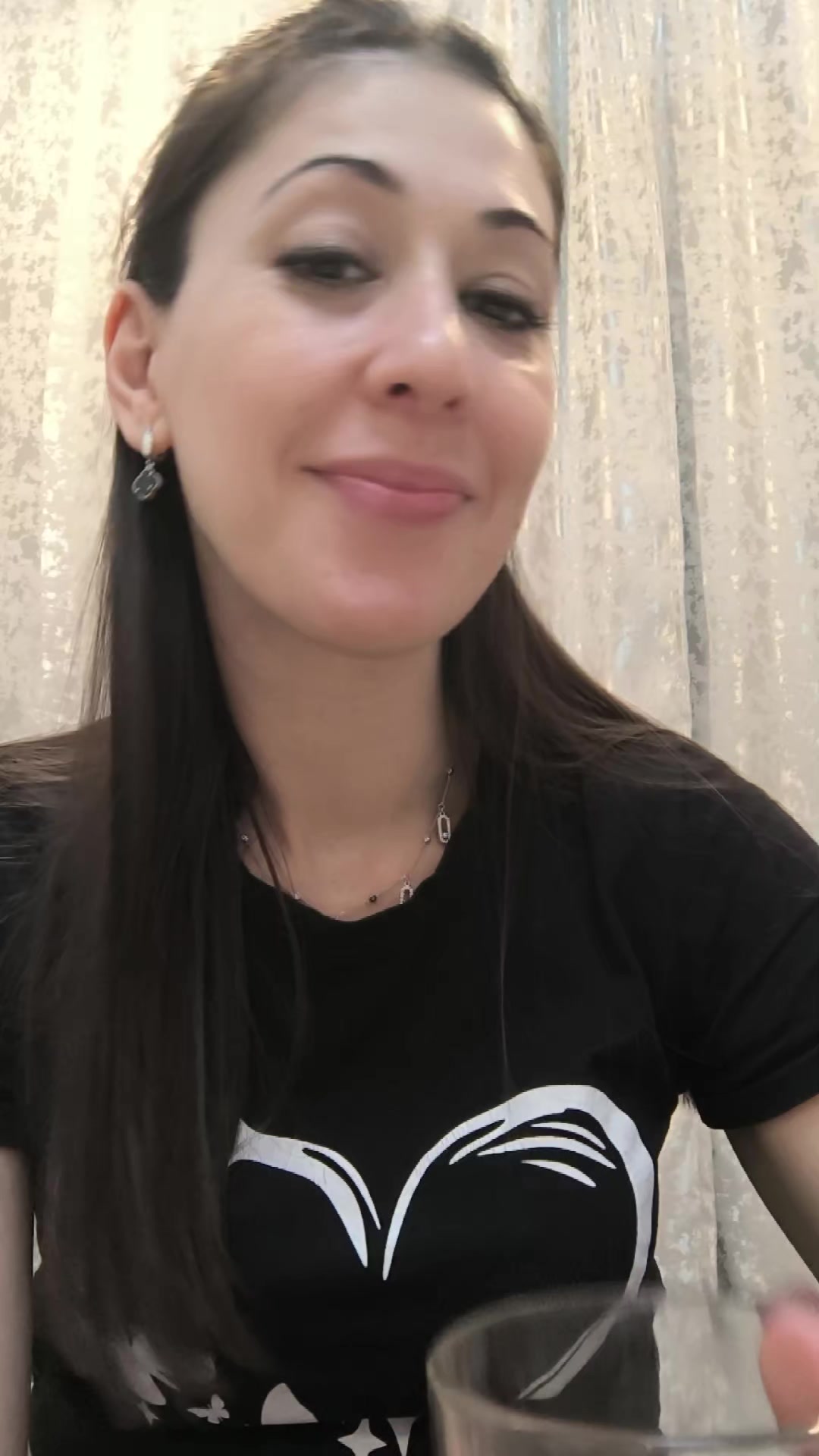 @Мехри