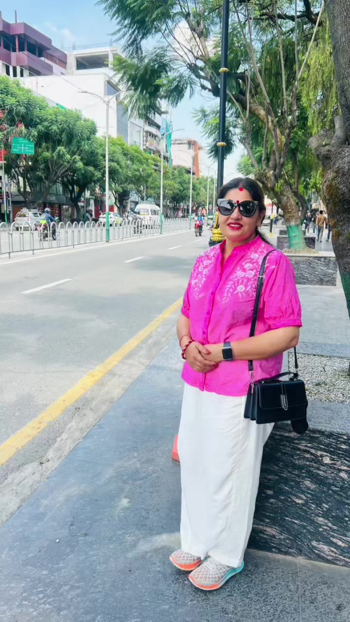 @Sunita Nepal 🇬🇧