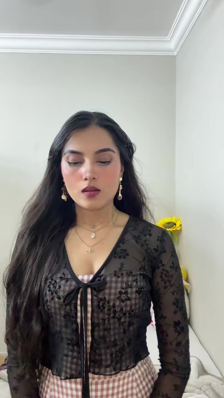 @ANISHA Khadka🧿