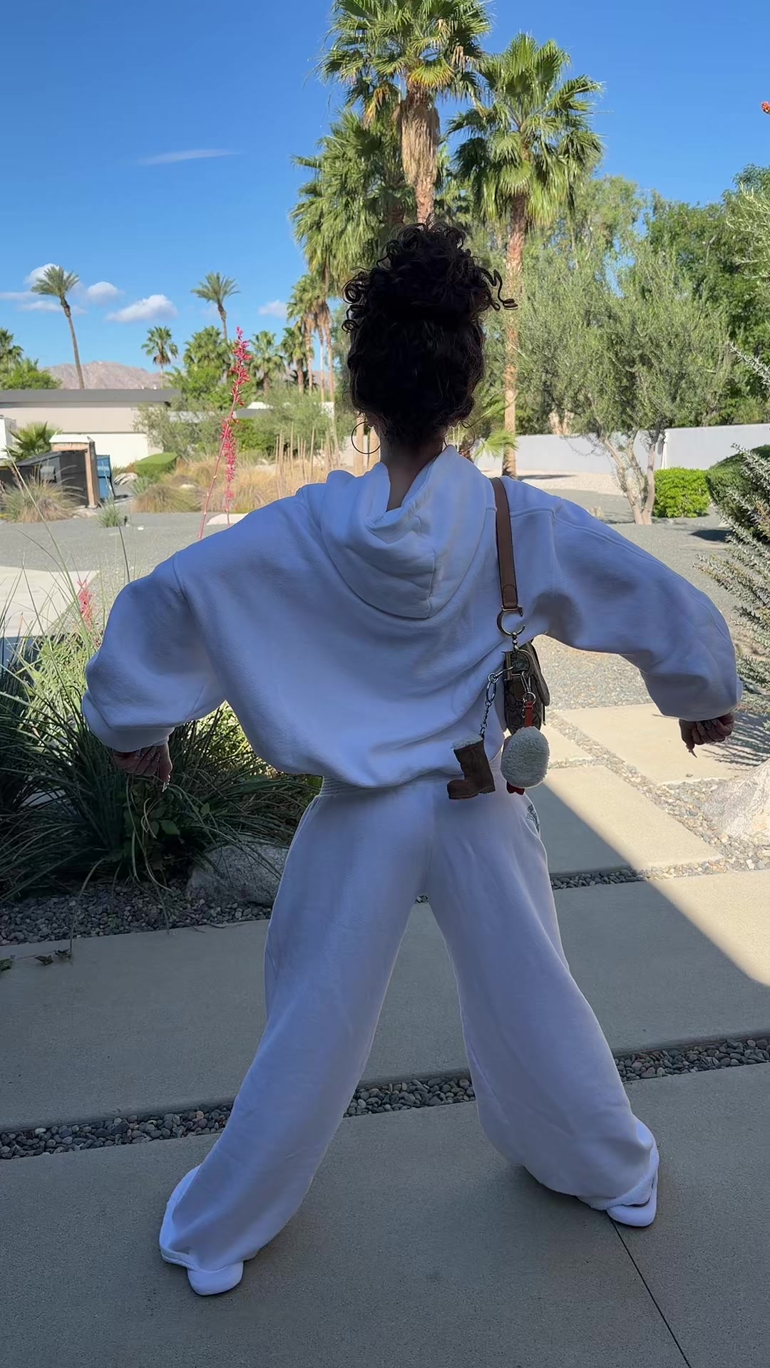 @Eliana Kalogeras