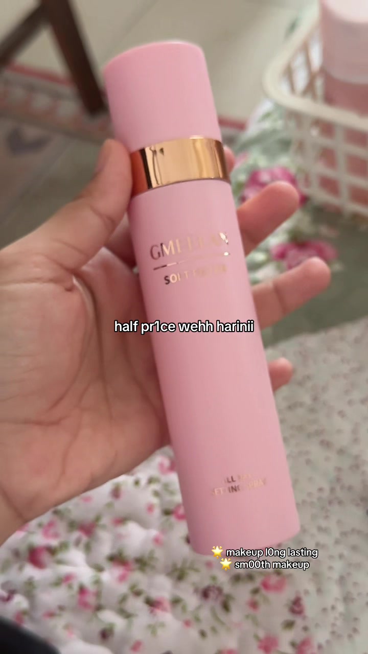 @dina ⋆˚𝜗𝜚˚⋆