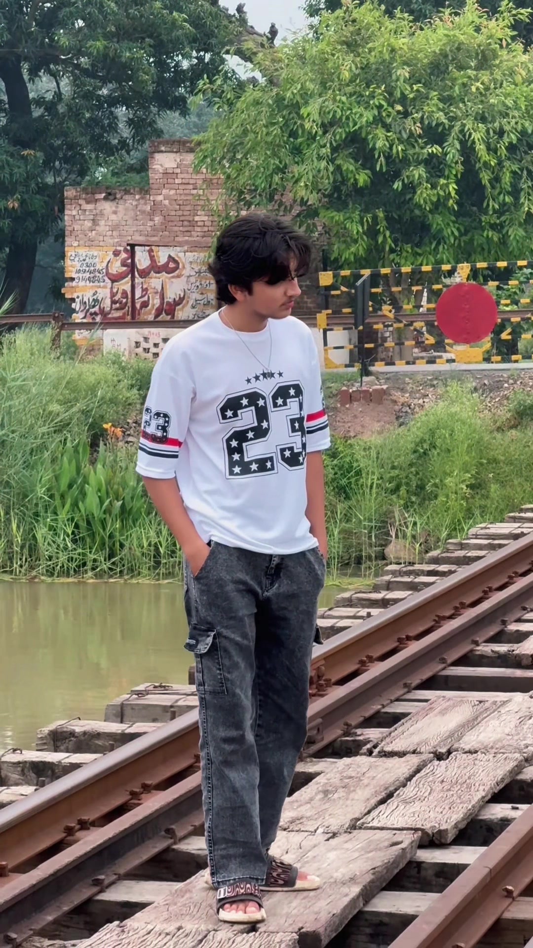 @ہارون🕊️