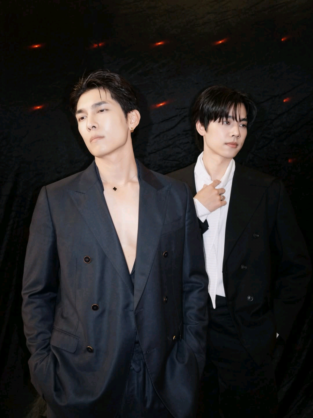 @YS^^