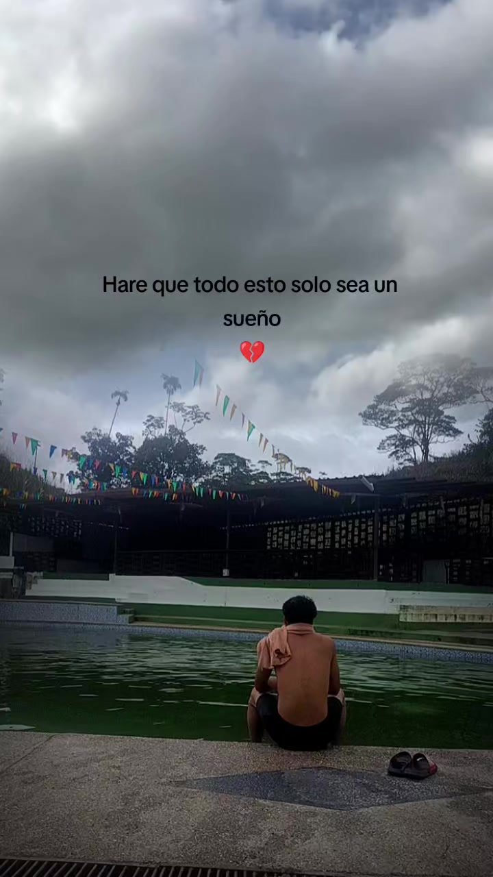 @CARLOS ☄️