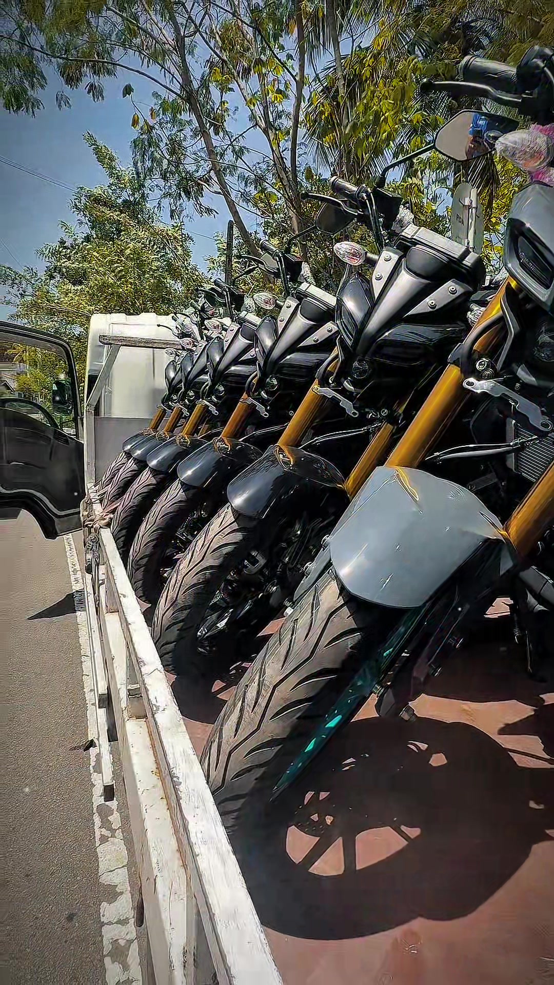 @Ashen Yamaha 🇱🇰